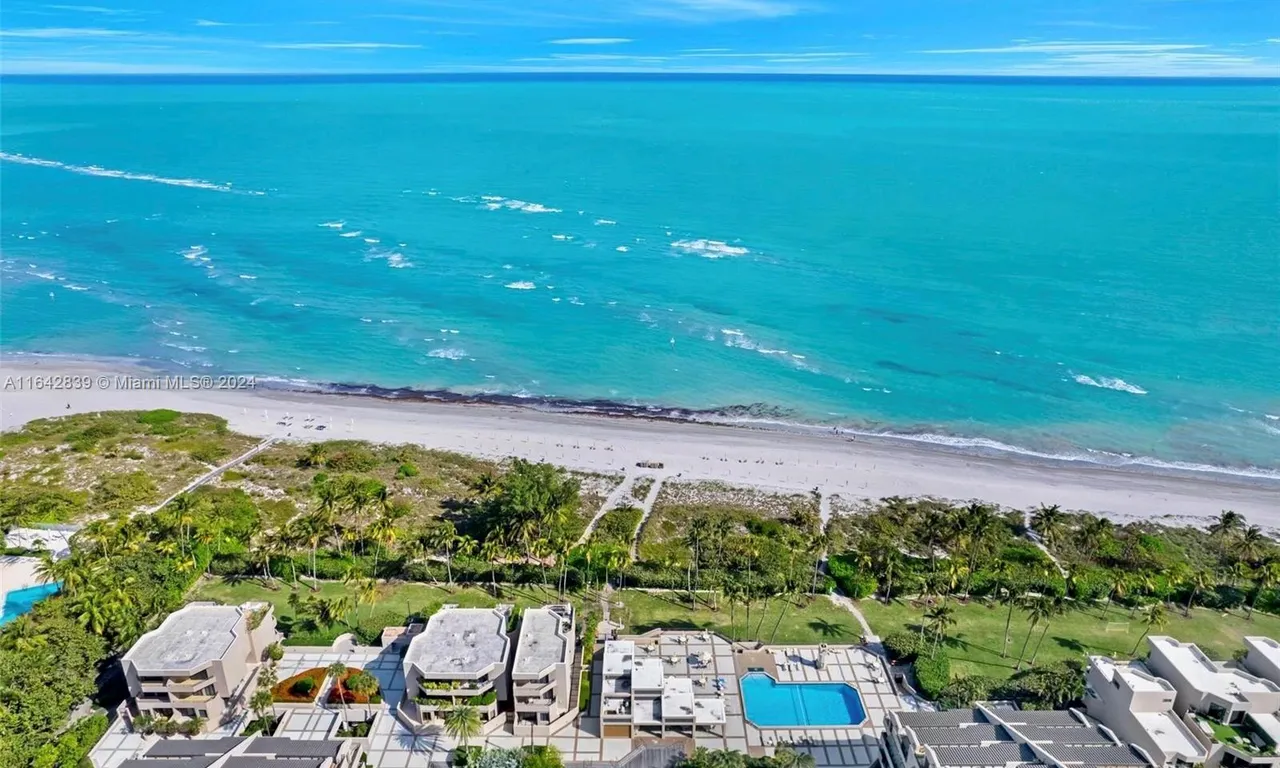 181 Crandon Blvd # 106, Key Biscayne FL 33149