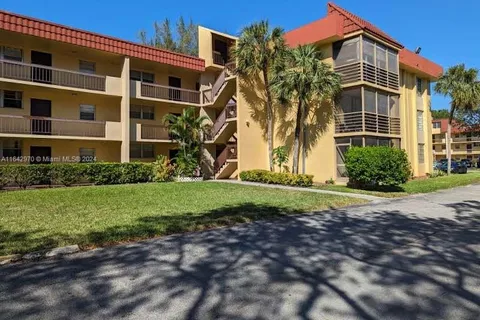 3390 Foxcroft Rd # C212, Miramar FL 33025