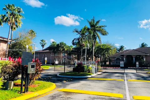 3221 Sabal Palm Mnr # 206, Davie FL 33024