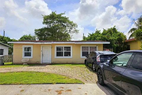 2768 NW 5th St, Pompano Beach FL 33069