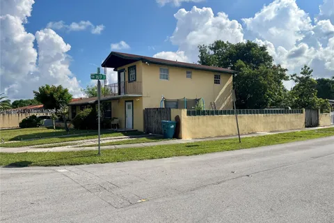 16901 NW 51st Pl, Miami Gardens FL 33055