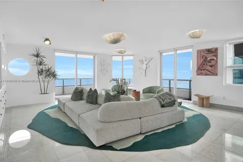 5801 Collins Ave # 1200, Miami Beach FL 33140