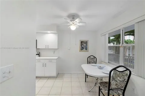 2580 NW 103rd Ave # 203, Sunrise FL 33322