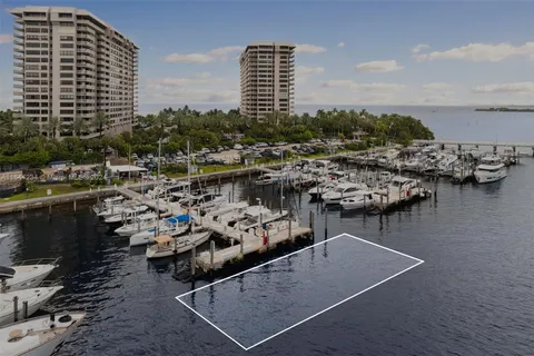 4 Grove Isle Dr - Boat Slip D8 & D9, Coconut Grove FL 33133