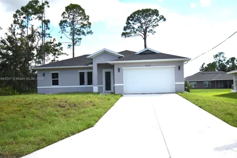 3943 Crowder St, Port Charlotte FL 33980