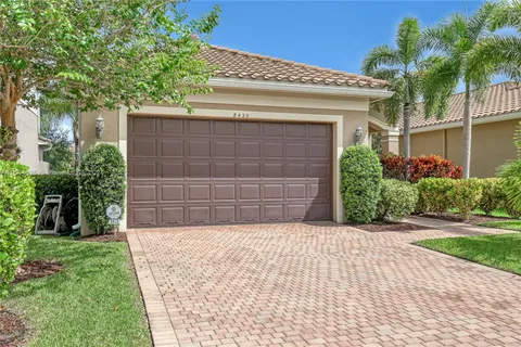 8420 Calabria Lakes Dr, Boynton Beach FL 33473