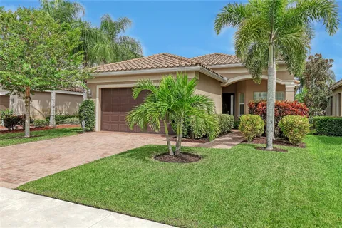 8420 Calabria Lakes Dr, Boynton Beach FL 33473