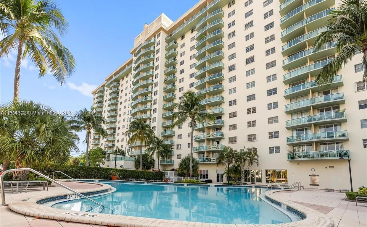 19390 Collins Ave # 212, Sunny Isles Beach FL 33160