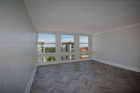 700 Biltmore Way # 1016, Coral Gables FL 33134