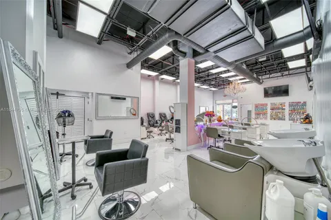 Full-Service Beauty Salon For Sale in Pinecrest, Miami FL 33156