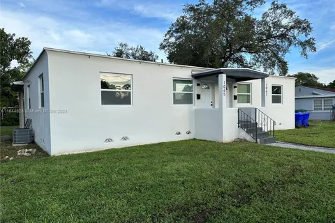 1065 NW 31st Ave, Miami FL 33125