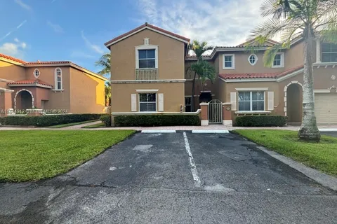 8451 NW 138th St # 2301, Miami Lakes FL 33016