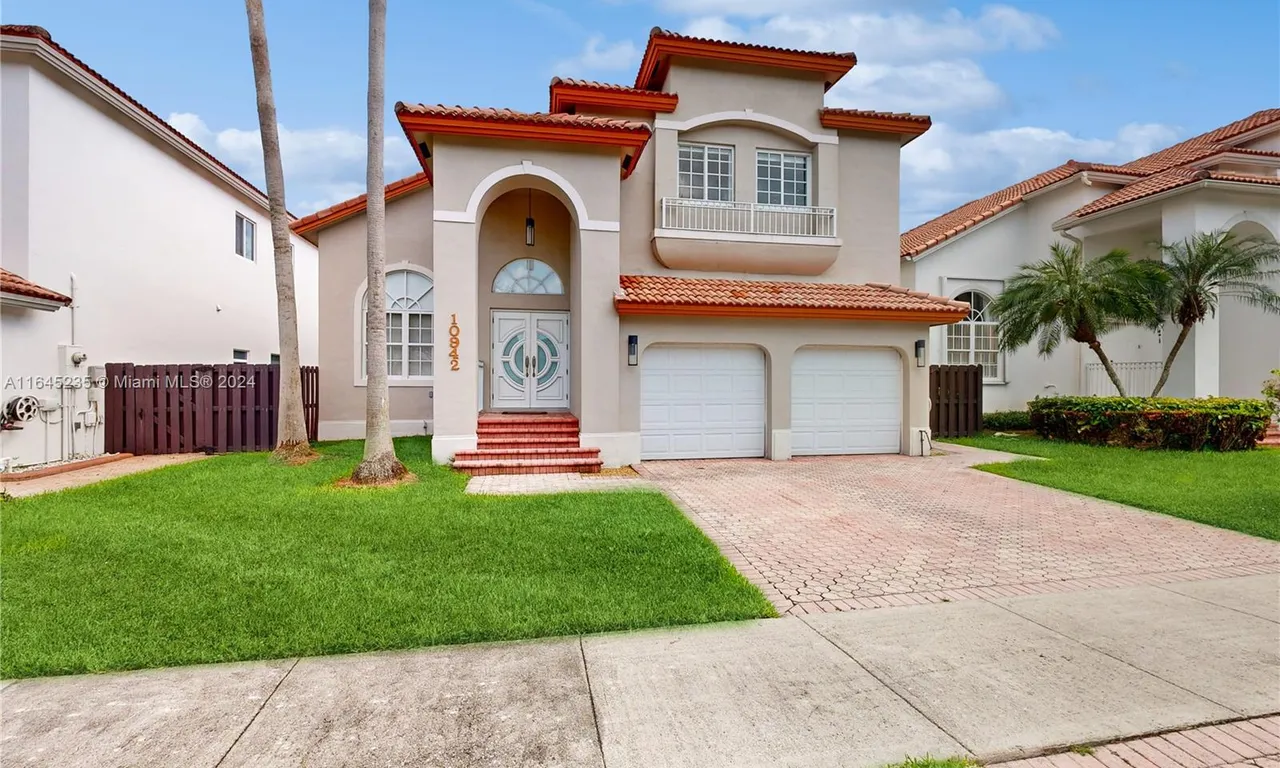 10942 NW 59th St, Doral FL 33178