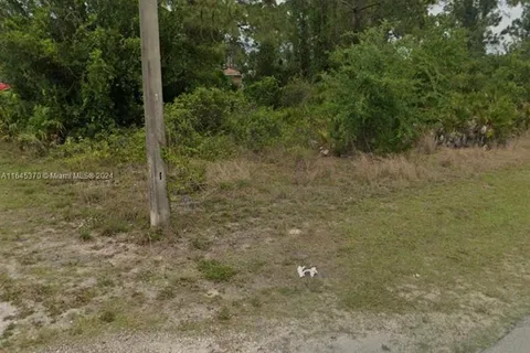 2901 E 2, Lehigh Acres FL 33936