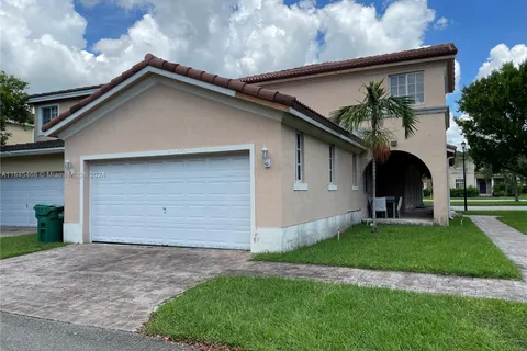 13962 SW 272 St, Homestead FL 33032