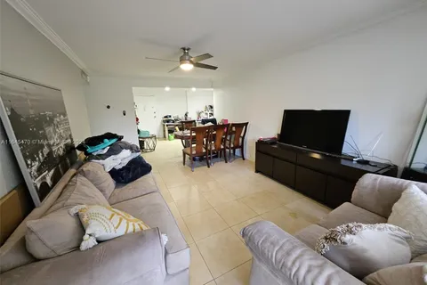 6500 Cypress Rd # 301, Plantation FL 33317