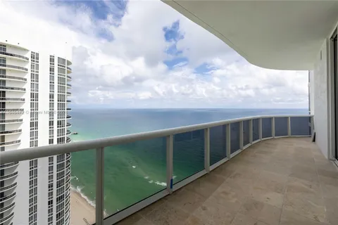 15811 COLLINS AV (SHORT TERM) # 3802, Sunny Isles Beach FL 33160