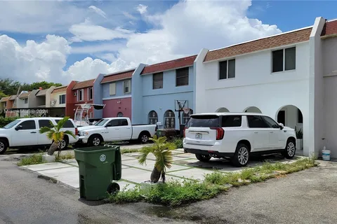 7100 W 2nd Ln # 7100, Hialeah FL 33014