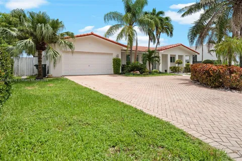 649 Layne Blvd # 0, Hallandale Beach FL 33009