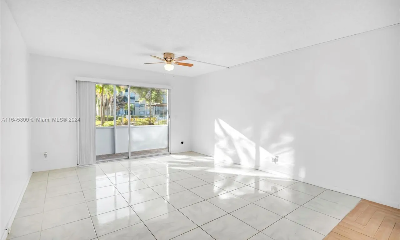 1400 SW 124th Ter # 106Q, Pembroke Pines FL 33027