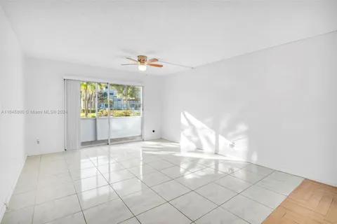 1400 SW 124th Ter # 106Q, Pembroke Pines FL 33027