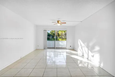 1400 SW 124th Ter # 106Q, Pembroke Pines FL 33027