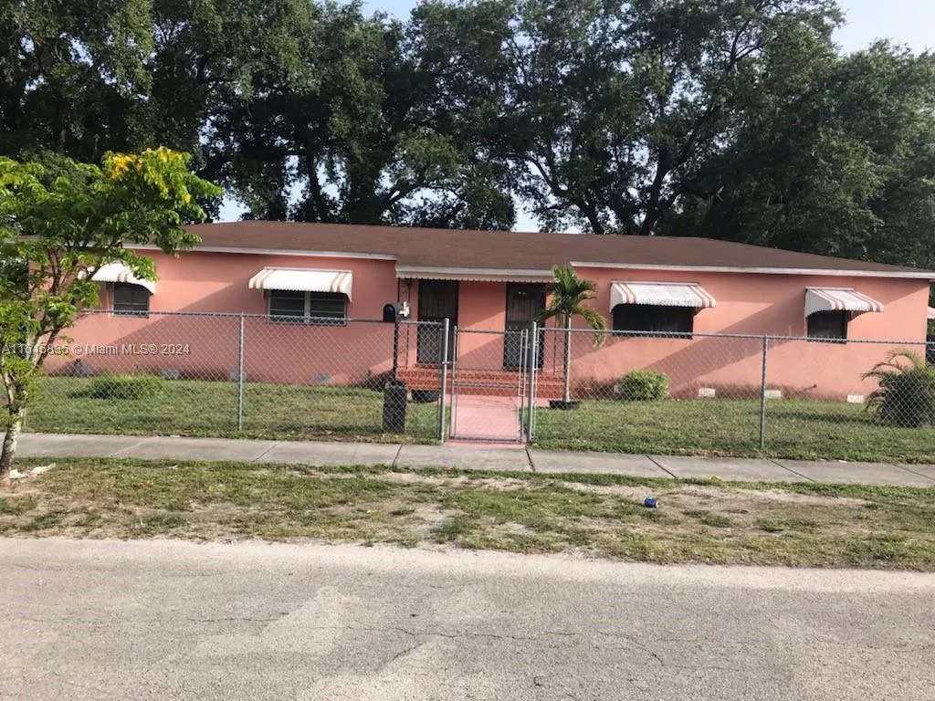 2390 NW 95th Ter, Miami FL 33147