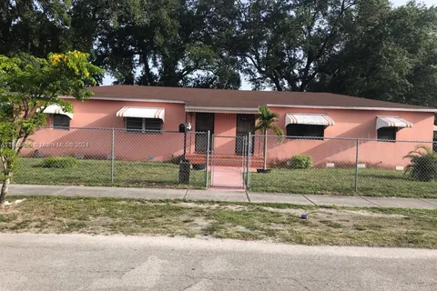 2390 NW 95th Ter, Miami FL 33147