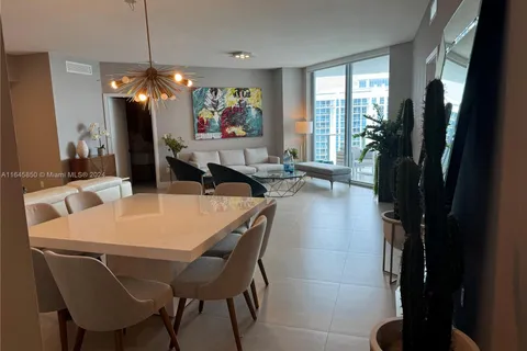 17111 Biscayne Blvd # 2307, North Miami Beach FL 33160