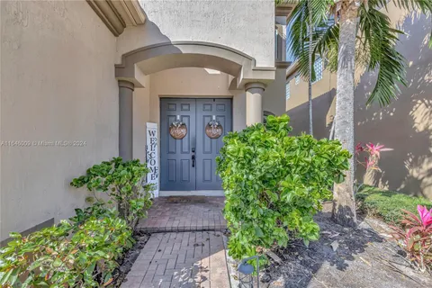 1086 Grove Park Cir, Boynton Beach FL 33436