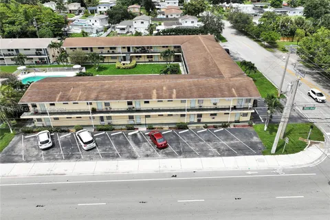 7401 N Pines Blvd # 101, Pembroke Pines FL 33024