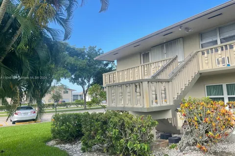 301 Norwich M # 301, West Palm Beach FL 33417