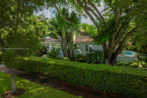 6601 Santona St, Coral Gables FL 33146