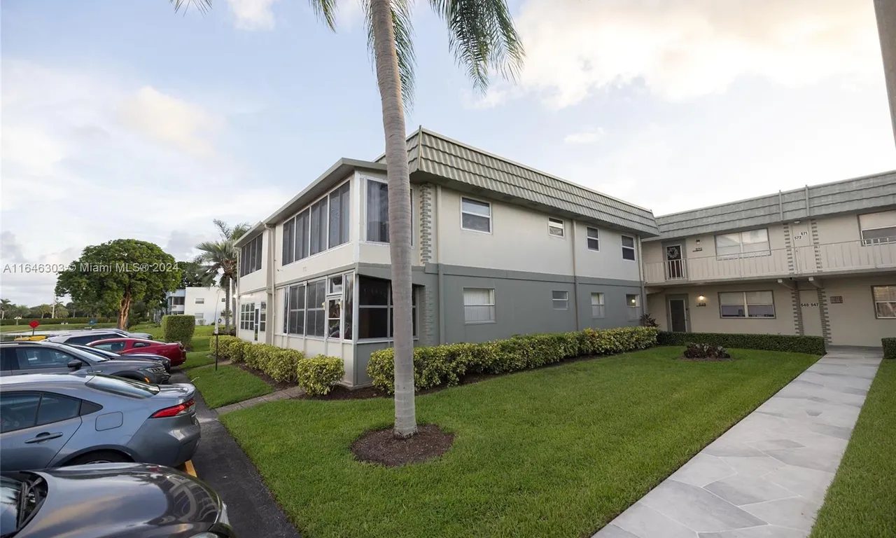 549 Monaco L # 549, Delray Beach FL 33446