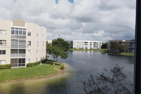 7454 TRENT DR # 304, Tamarac FL 33321