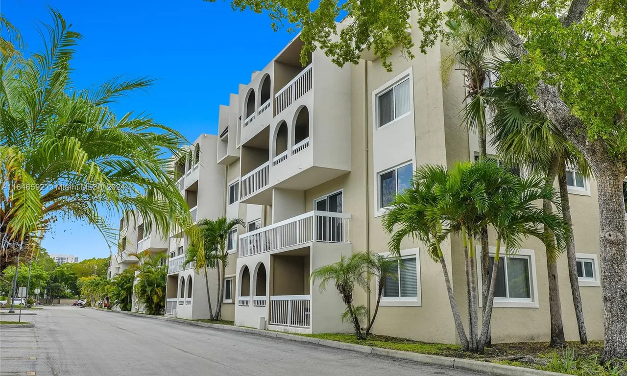 7865 Camino Real # 115, Miami FL 33143