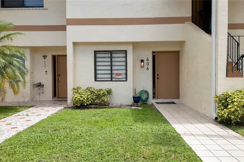 6475 SW 129th Pl # 4, Miami FL 33183