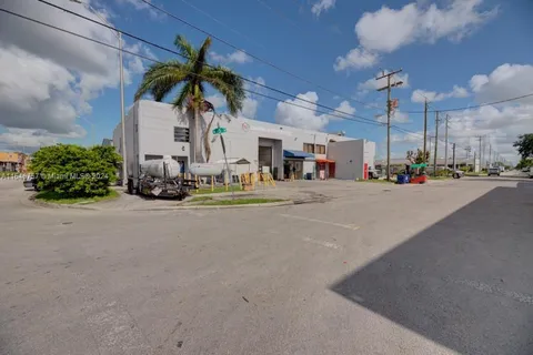 Cash and Carry Distribution Business, Hialeah FL 33010