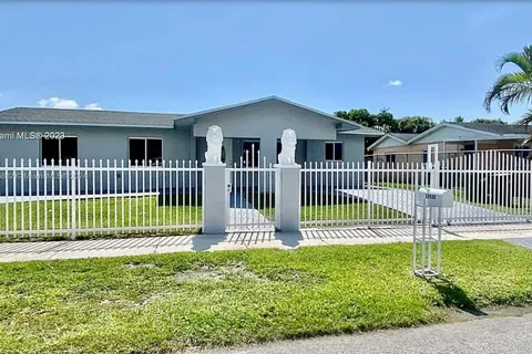 22535 SW 113th Ct, Miami FL 33170