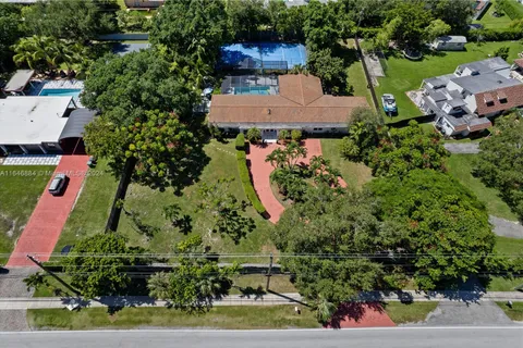 8350 SW 184th St, Cutler Bay FL 33157