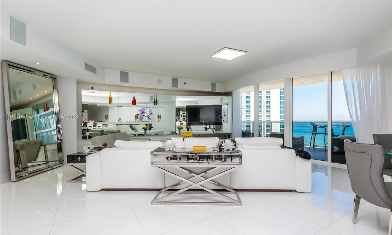 17201 Collins Ave # 1807, Sunny Isles Beach FL 33160