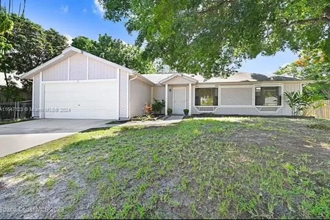 112 SE vin rose, Palm Bay FL 32909