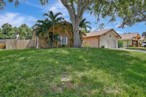 8175 NW 3rd Pl, Coral Springs FL 33071