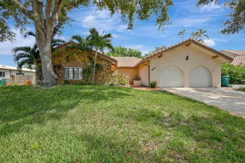 8175 NW 3rd Pl, Coral Springs FL 33071