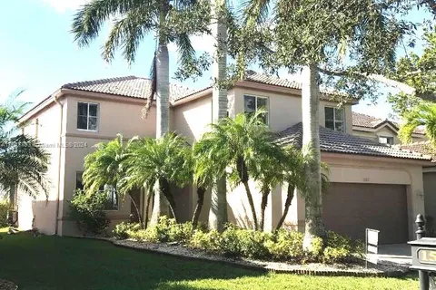 1587 Winterberry Ln, Weston FL 33327