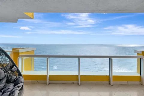 17875 Collins Ave # 2206, Sunny Isles Beach FL 33160