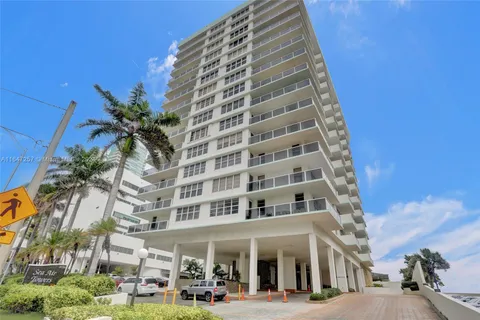 3725 S Ocean Dr # 1223, Hollywood FL 33019