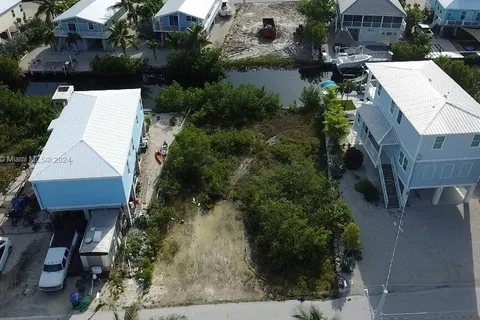 518 Powell Ave, Lower Keys FL 33042