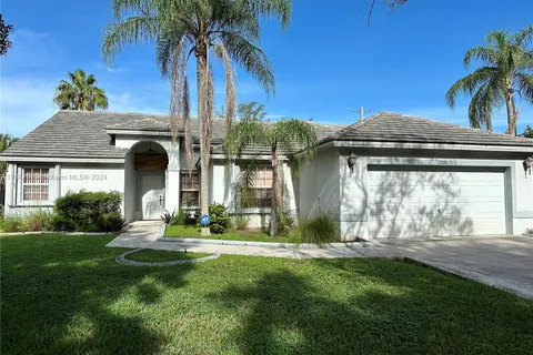 7333 NW 45th Ave, Coconut Creek FL 33073