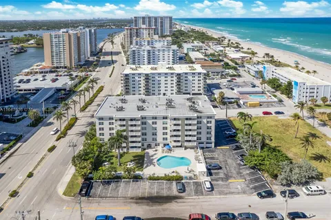 1901 S Ocean Dr # 303, Hollywood FL 33019